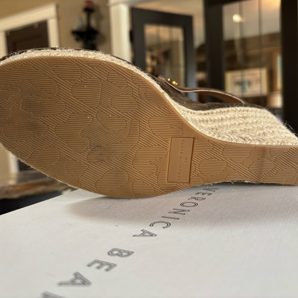 Veronica Beard Suede Espadrille Wedge in Military Green. Size 9M. Worn twice. - Picture 6 of 8